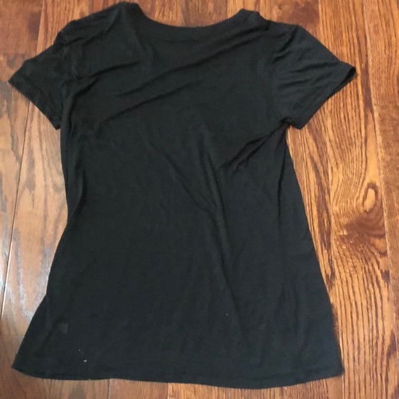 Black logo DASH tee by the Kardashians - Picture 2 of 2